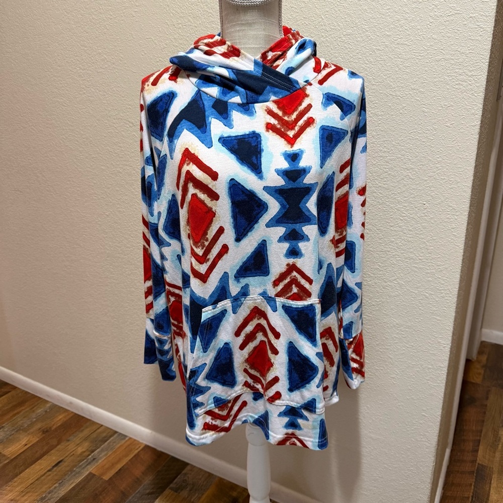 🤠 3/$20 LuLaRoe - Amber - Americana geometric/Aztec print hoodie - Size Large